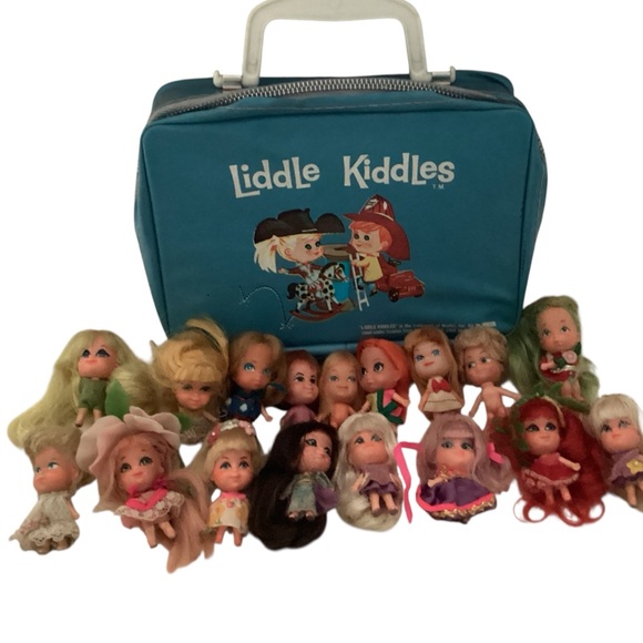 Liddle Kiddles Mattel 1965 Case With 17 Dolls & Clones - Picture 4 of 12